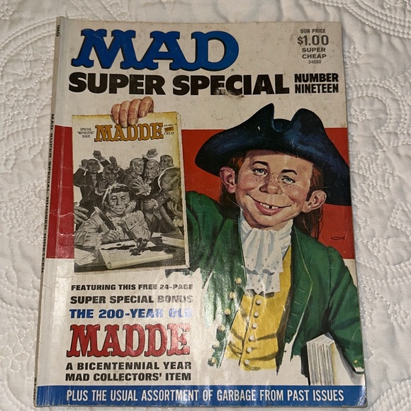 MAD Magazines - Picture 3 of 6